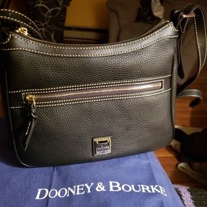 Dooney & Bourke Purse